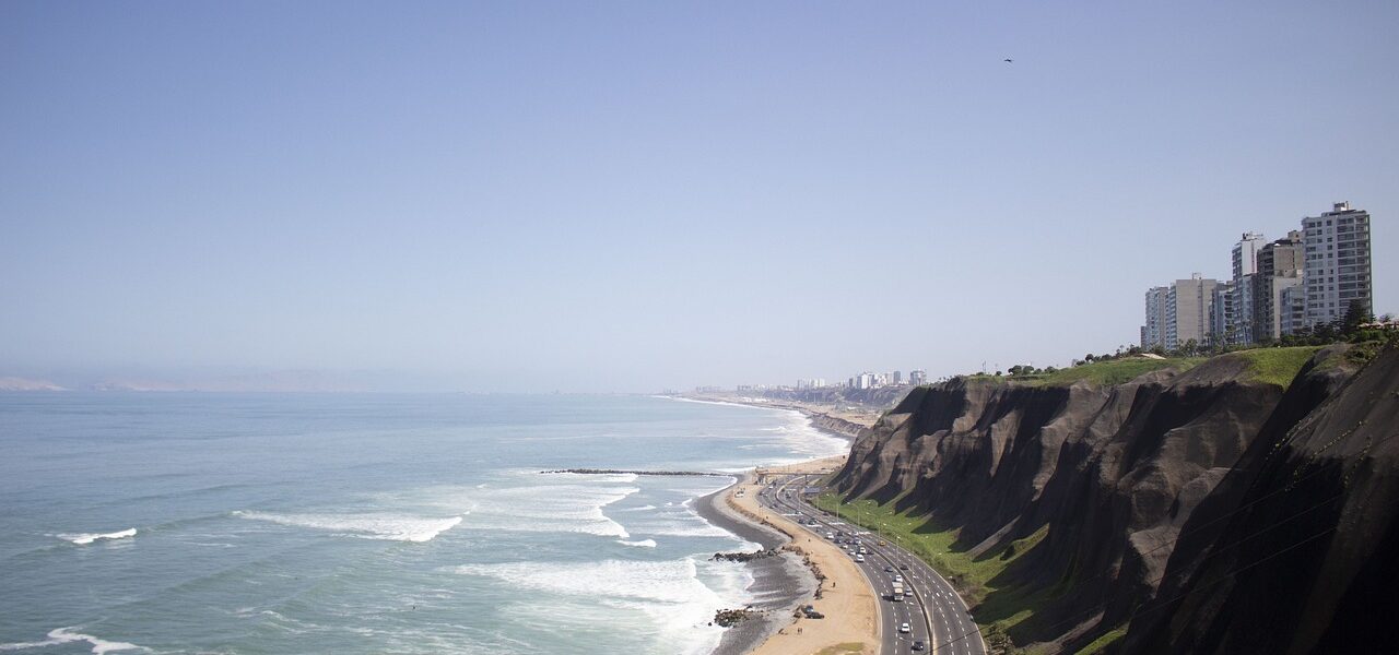 Living in Miraflores